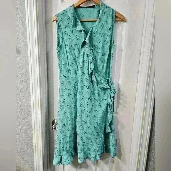 Double D Ranch Floral Dress - Picture 1 of 4